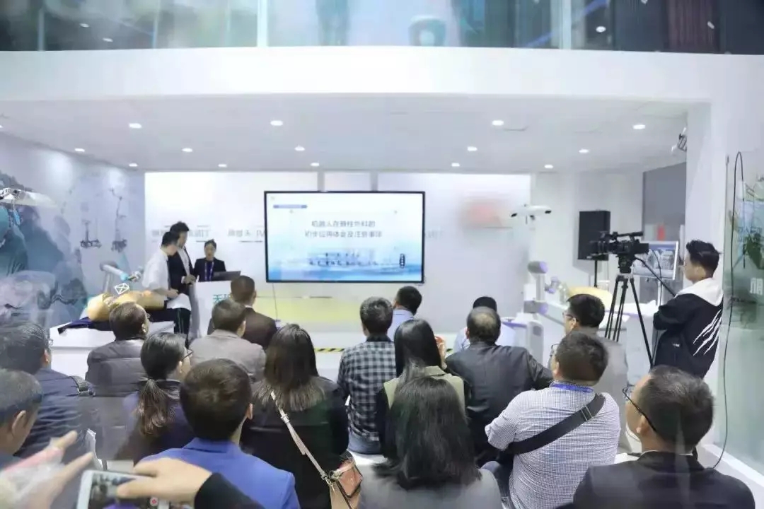 pg�ͽ�Ů��(�ٷ���)�ƽ�/����/���ֹٷ���վ